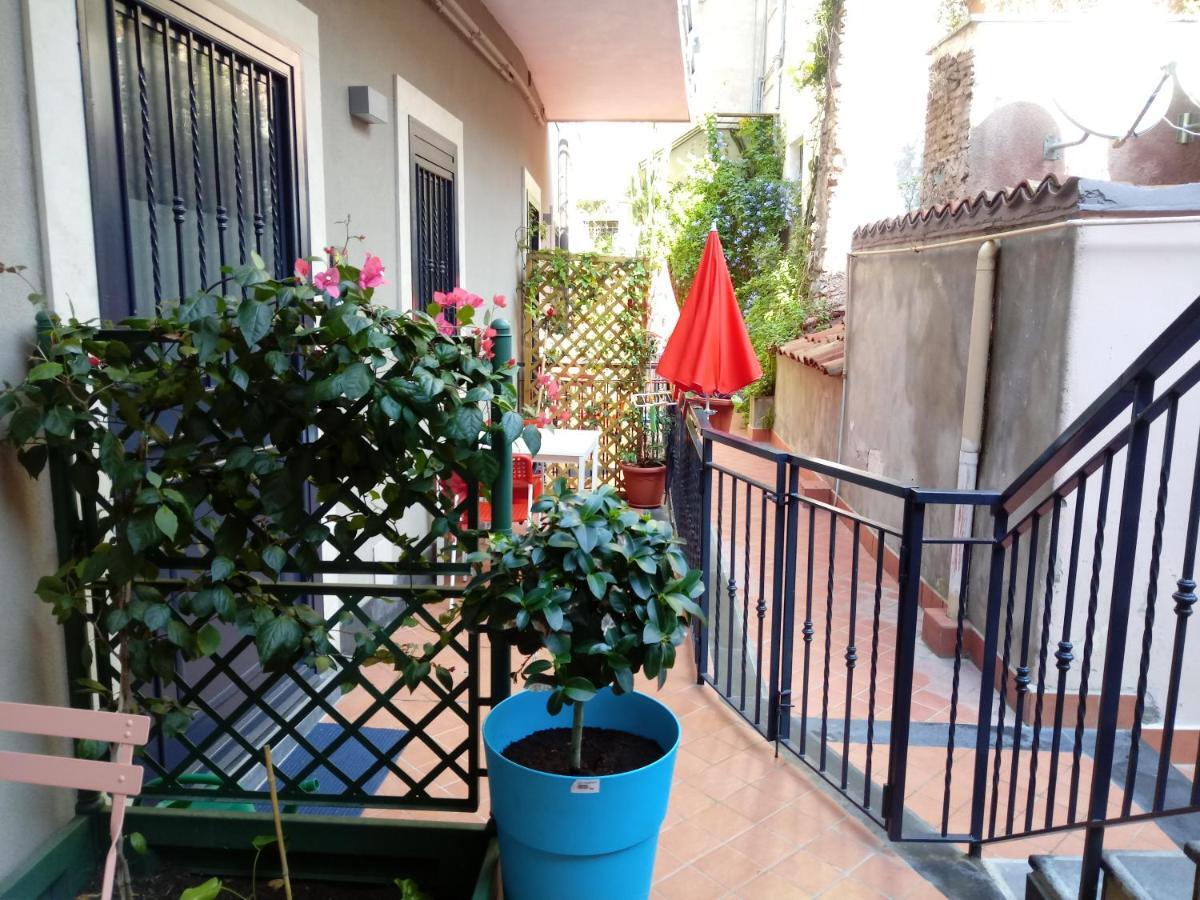 Vulcano Apartment Катанія Екстер'єр фото